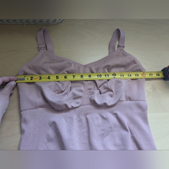 KNIX Seamless BlissFit Leakproof Nursing Tank - Wireless, Seamless Spandex XXL+ - Picture 11 of 13